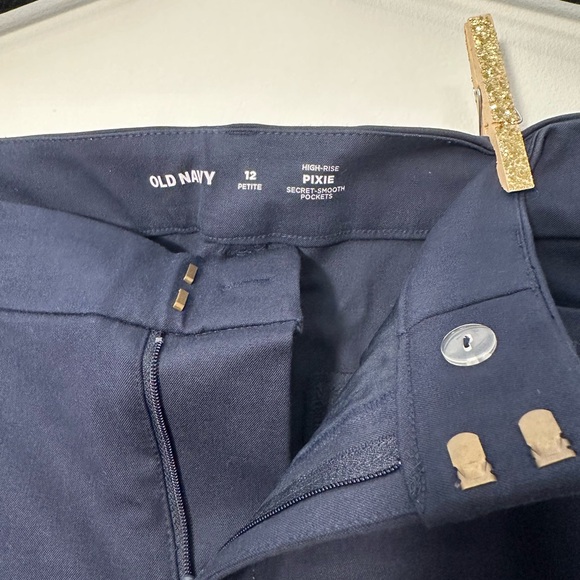 NWOT Old Navy High-Waisted Pixie Straight Pants Size 12P in Navy - Picture 3 of 3